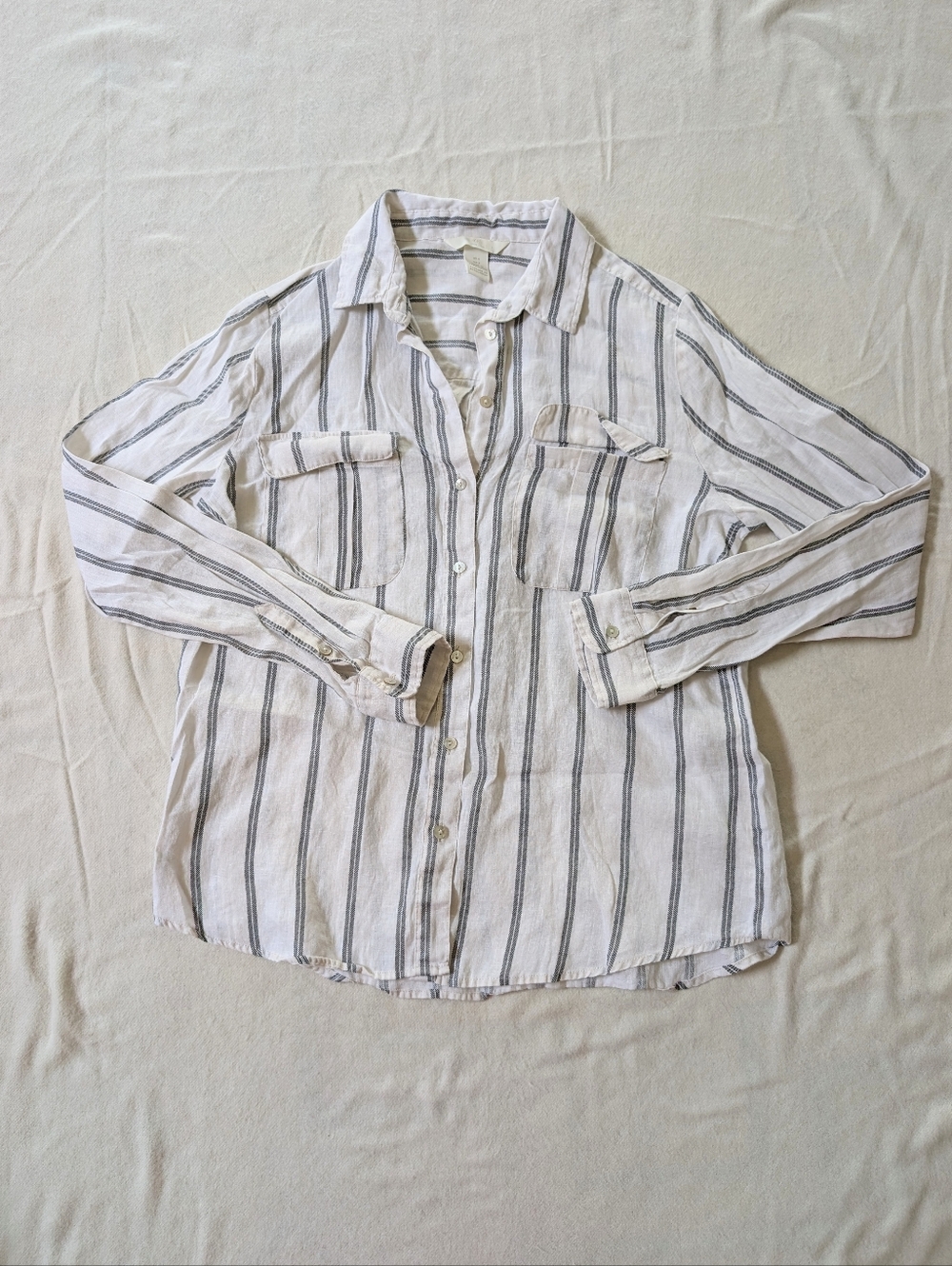 H&M Linen White and Gray Striped Button-Up Shirt Size 4